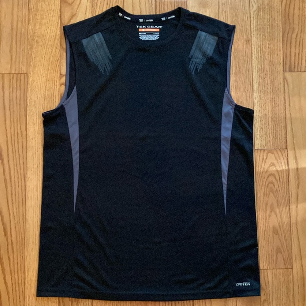 Men’s Tek Gear black sleeveless athletic shirt